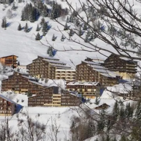 Spacieux 2p Cabine, Pieds Des Pistes, Proche Commerces * Auris